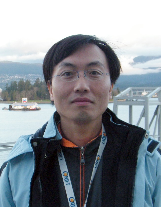 Huang, Zi-Gui<br />Professor 
